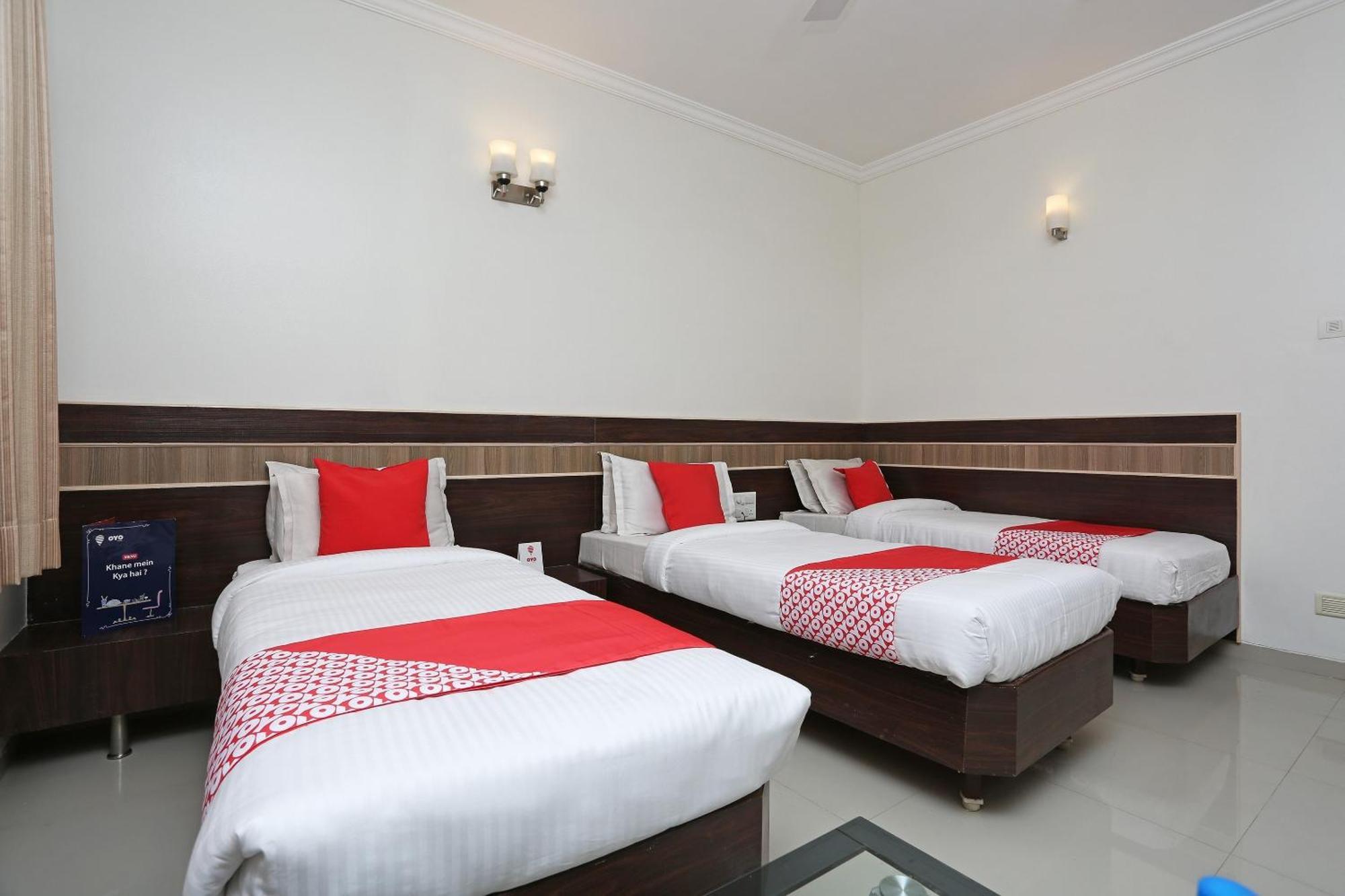 Spot On Hotel Sai Pancham Ширди Экстерьер фото